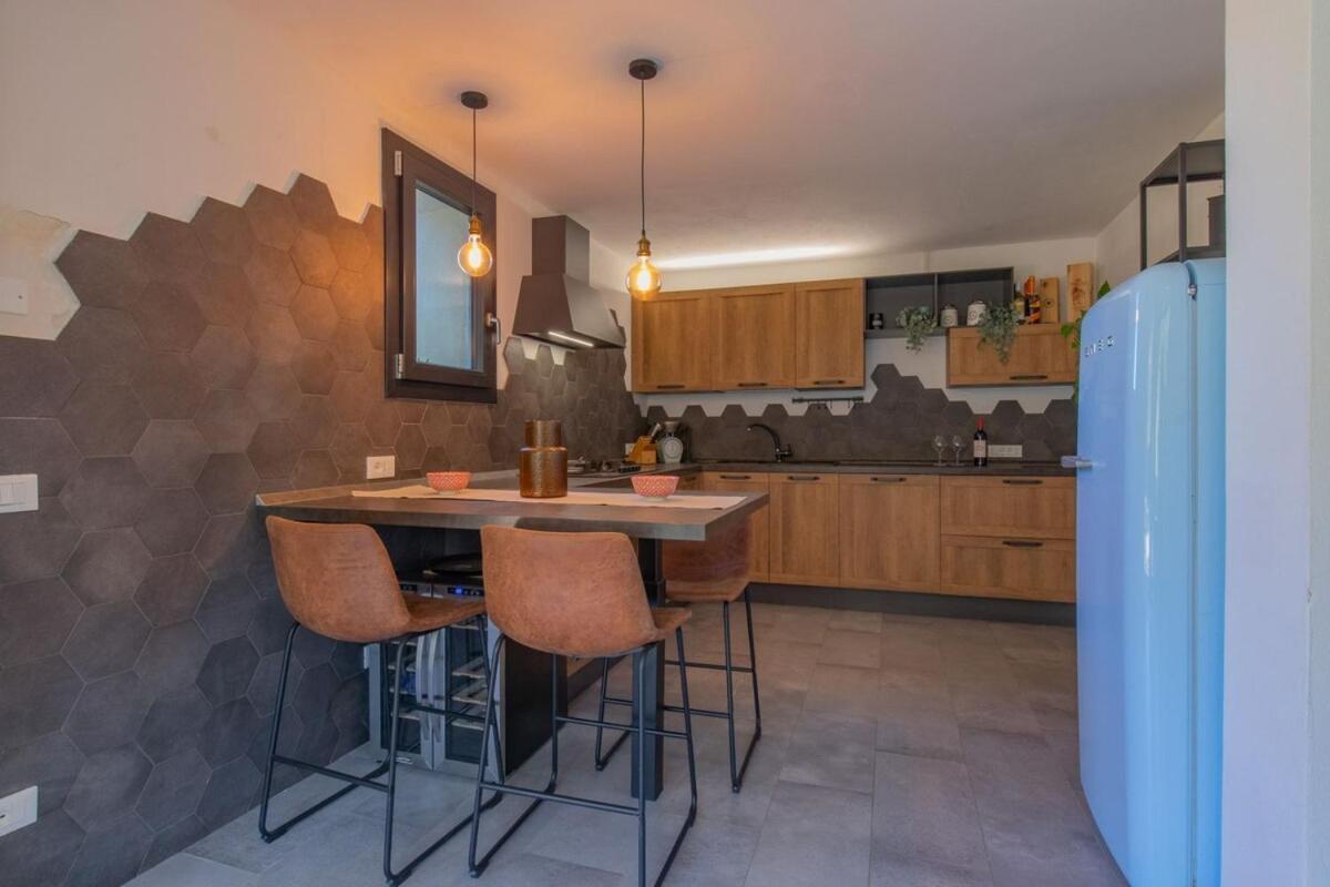 Villa Acquasalata Nisporto Екстер'єр фото